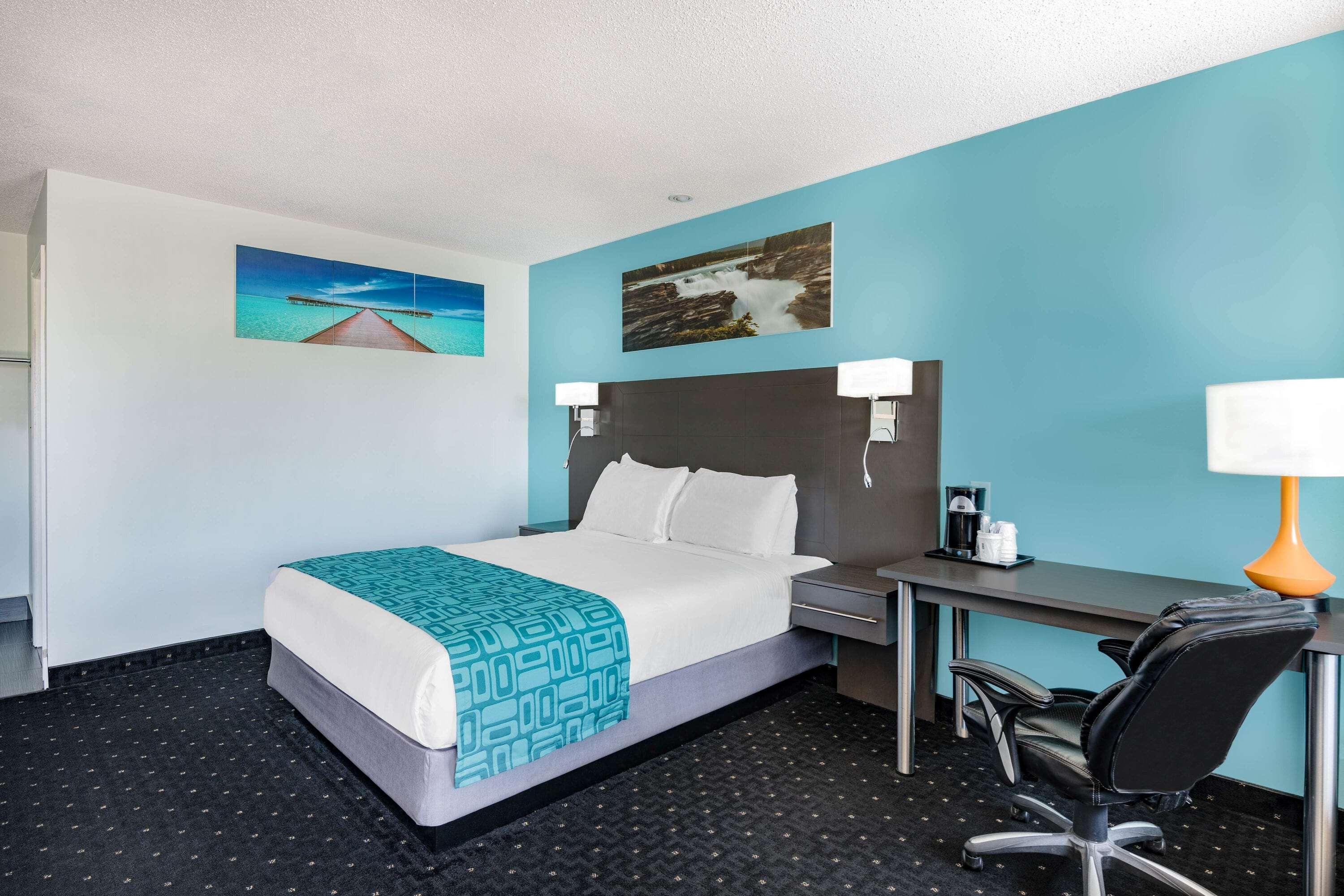 Howard Johnson By Wyndham Gananoque Εξωτερικό φωτογραφία